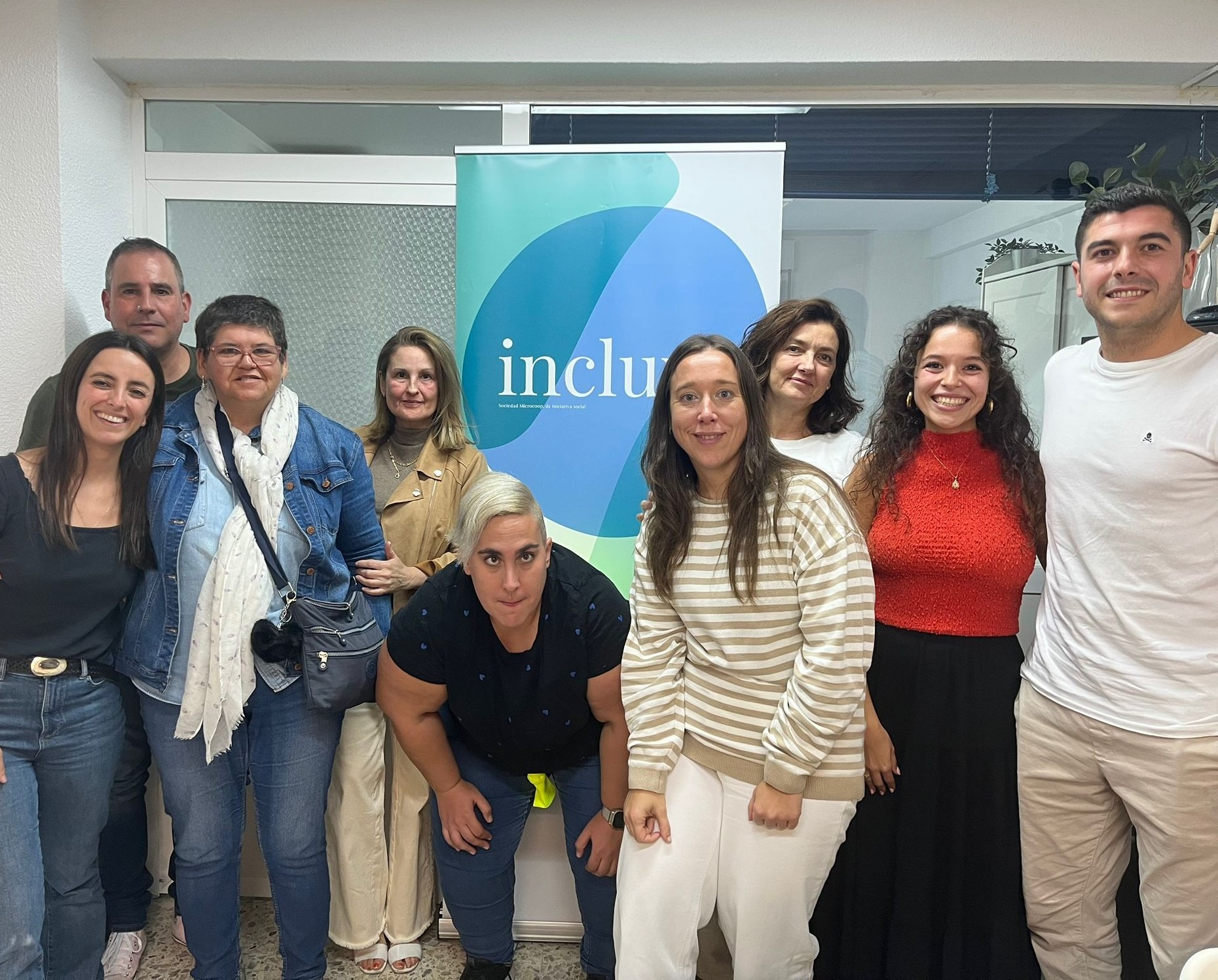 Ir a Visita de la plataforma de representantes de Plena inclusión Navarra a la Unidad de Atención a Víctimas con Discapacidad Intelectual (UAVDI)