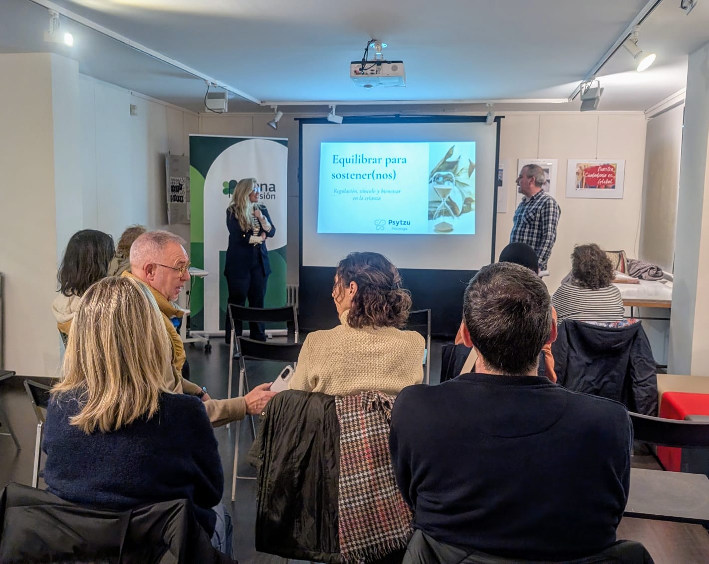 Ir a Varias familias con hijos e hijas con discapacidad intelectual o del desarrollo participan en el taller “Equilibrar para sostener(nos)”