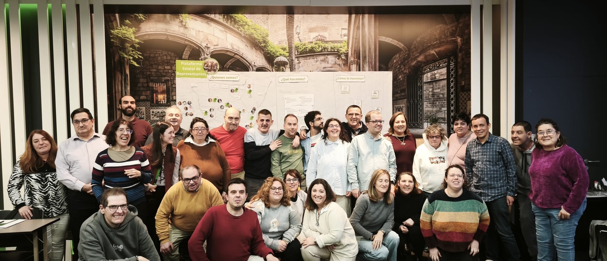 Ir a 100 personas con discapacidad intelectual y del desarrollo participan en la escuela de líderes de Plena inclusión